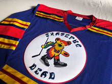 Laden Sie das Bild in den Galerie-Viewer, Custom hockey jerseys with the Skateful Dead team logo.