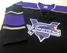 Charger l'image dans la galerie, Custom hockey jerseys with the Vipers embroidered twill team logo.