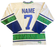 Charger l'image dans la galerie, Maillots de hockey personnalisés avec le logo Johnny Canuck Twill