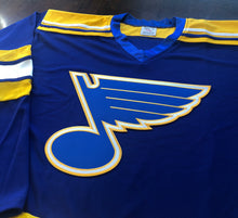 Charger l'image dans la galerie, Maillots de hockey personnalisés avec un écusson brodé des Blues en sergé