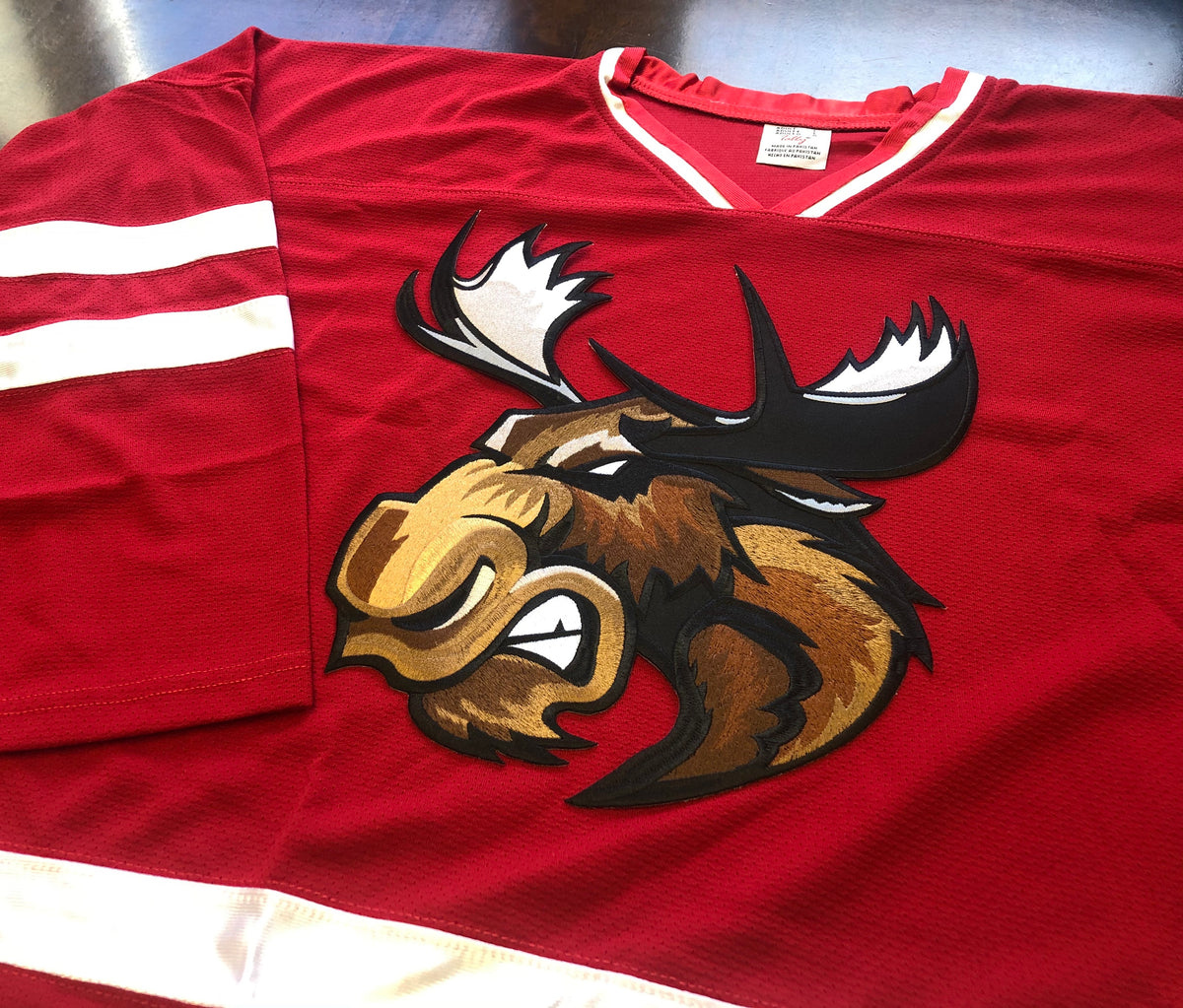 Red and White Hockey Jerseys with A Big Moose Twill Log Adult Medium / (name and Number on Back and Sleeves) / Red