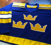 Load image into Gallery viewer, Custom Hockey Jerseys with a Team Sweden Embroidered Twill Crest