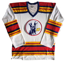 Laden Sie das Bild in den Galerie-Viewer, Custom hockey jerseys with the Scouts embroidered twill team logo.