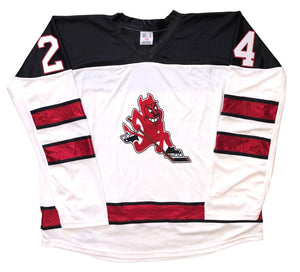 Individuelle Hockey-Trikots mit einem aufgestickten Twill-Logo „Skating Devil“. 