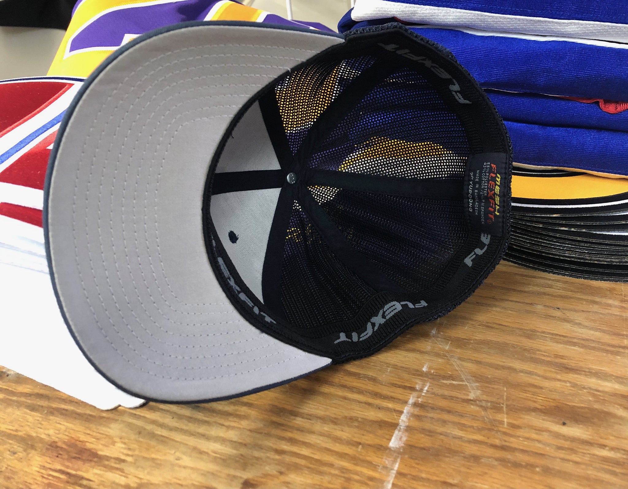 Flex-Fit Hat with a Nordiques crest / logo $39 (Navy Blue / Navy Blue) –  Tally Hockey Jerseys | Flex Caps