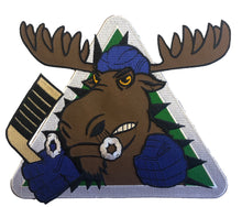 Load image into Gallery viewer, The embroidered twill Mad Moose logo
