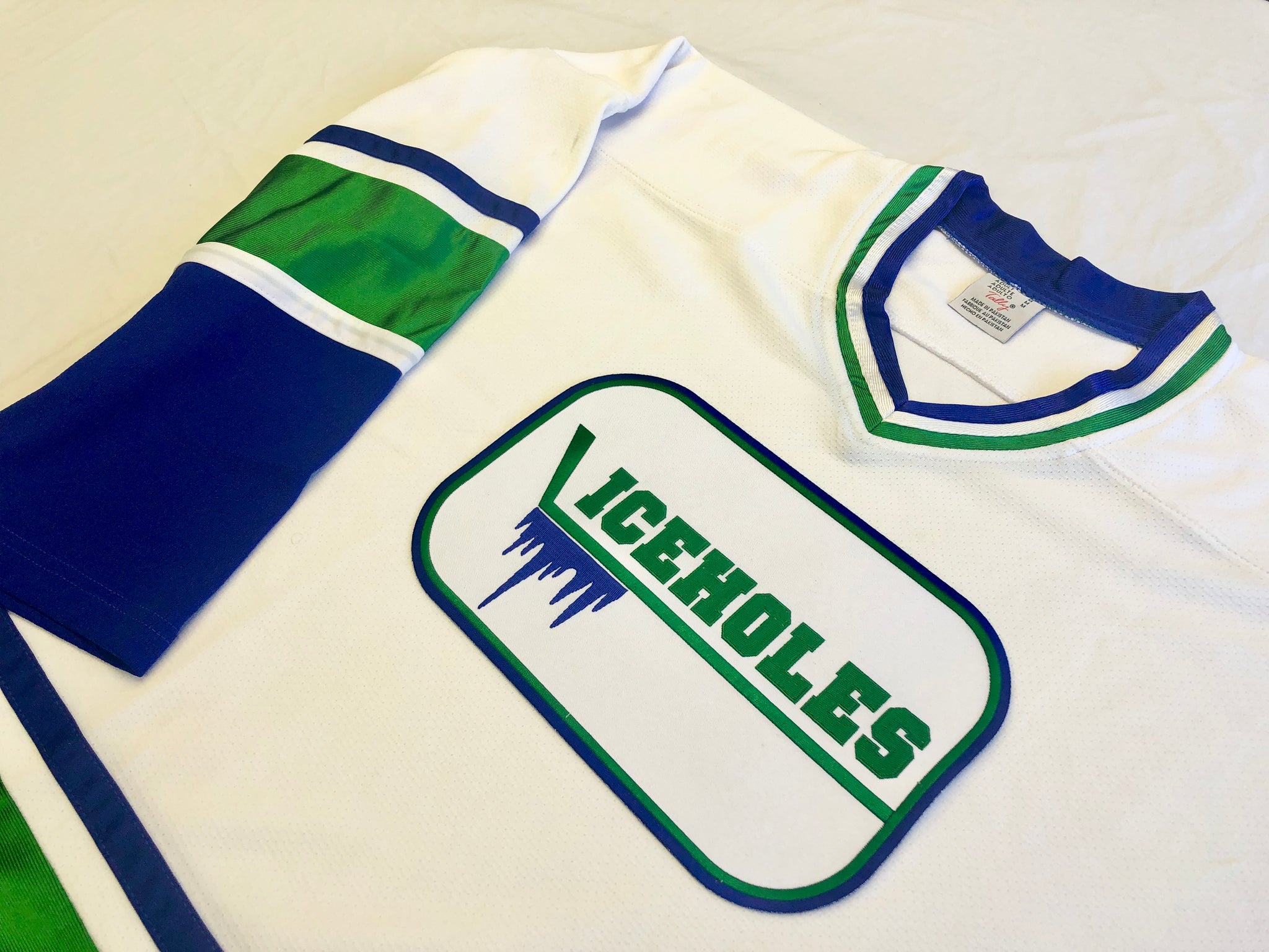 Custom Hockey Jerseys with a Colorado Embroidered Twill Logo – Tally Hockey  Jerseys