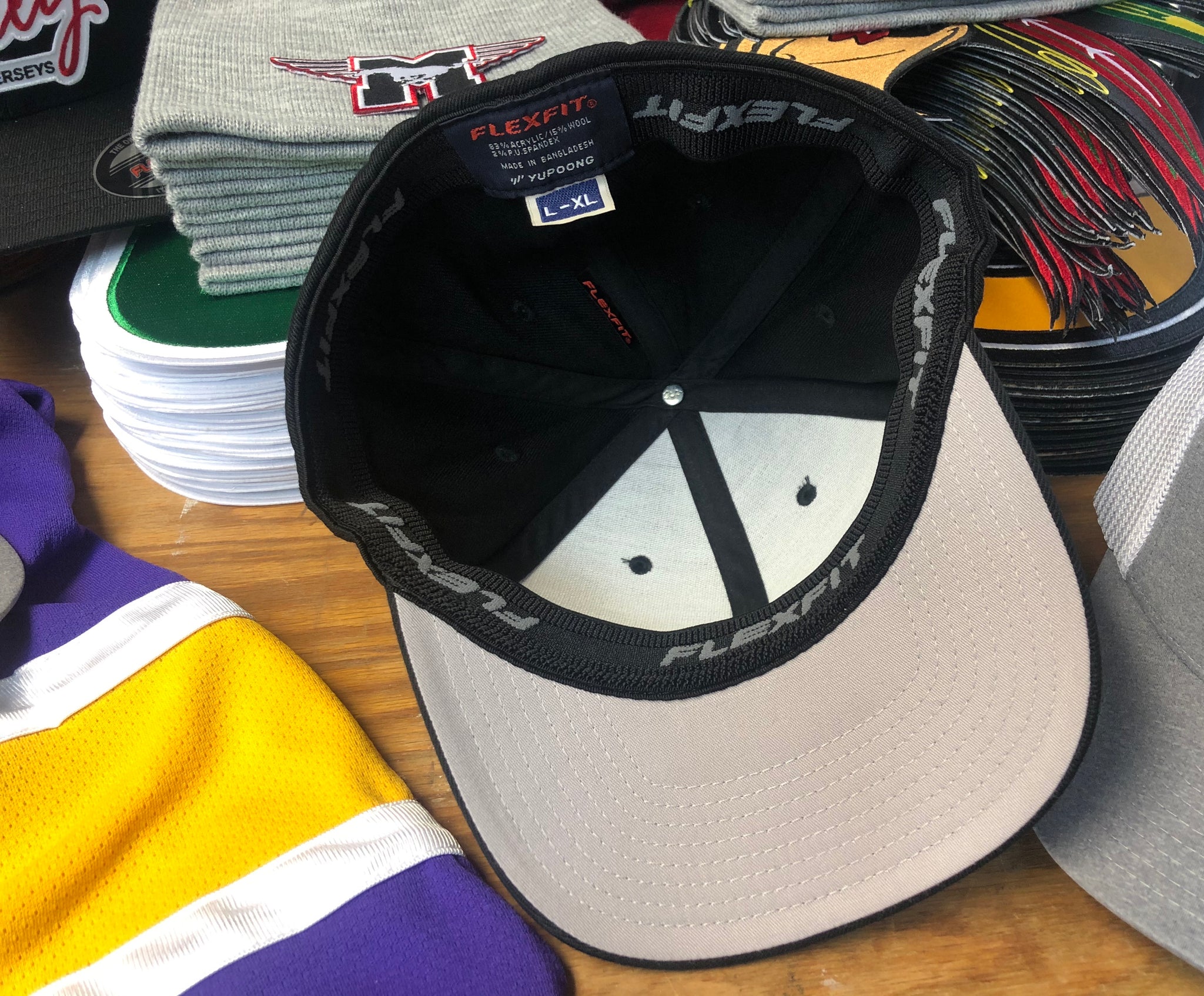 Flex-Fit Hat Hockey Jerseys $39 Northstars logo – / (Black) crest with a Tally